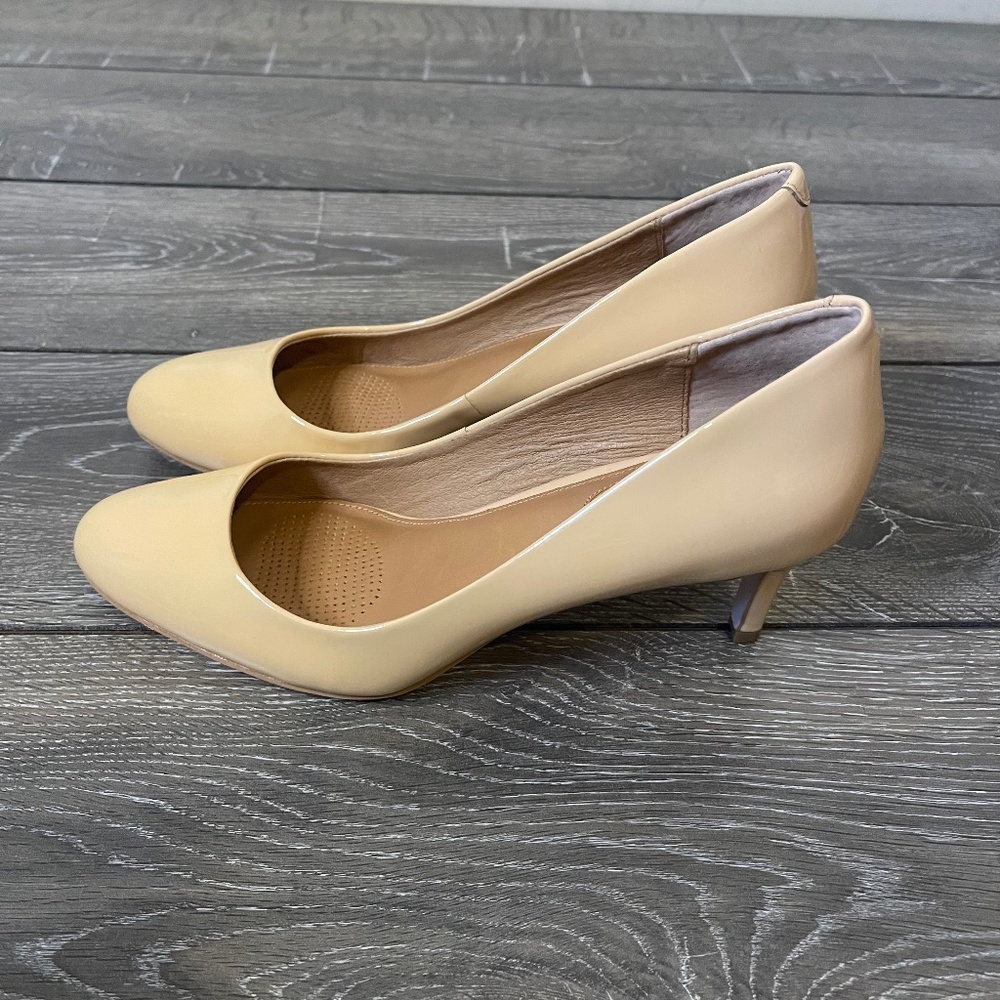 Corso Como Lisbeth Nude Patent Leather Heels Women's Size 7M